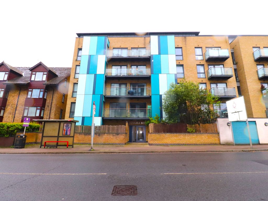 2 bed flat to rent in Homesdale Road, Bromley BR2, £1,700 pcm Zoopla