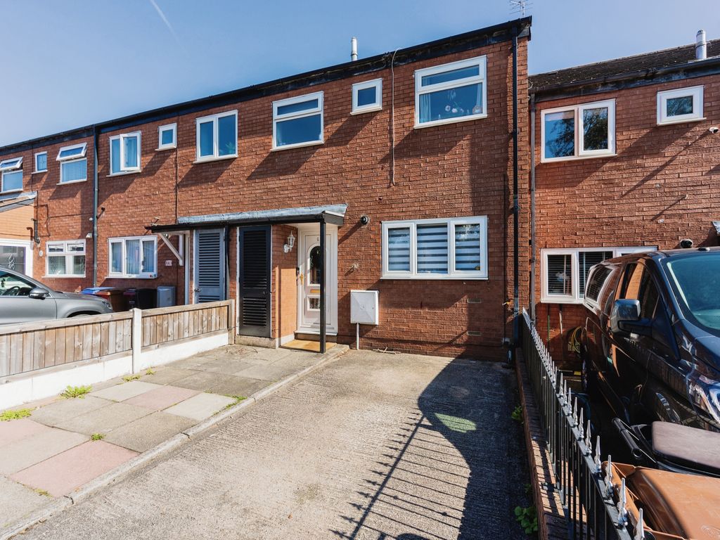 3 bed terraced house for sale in Street West, Offerton