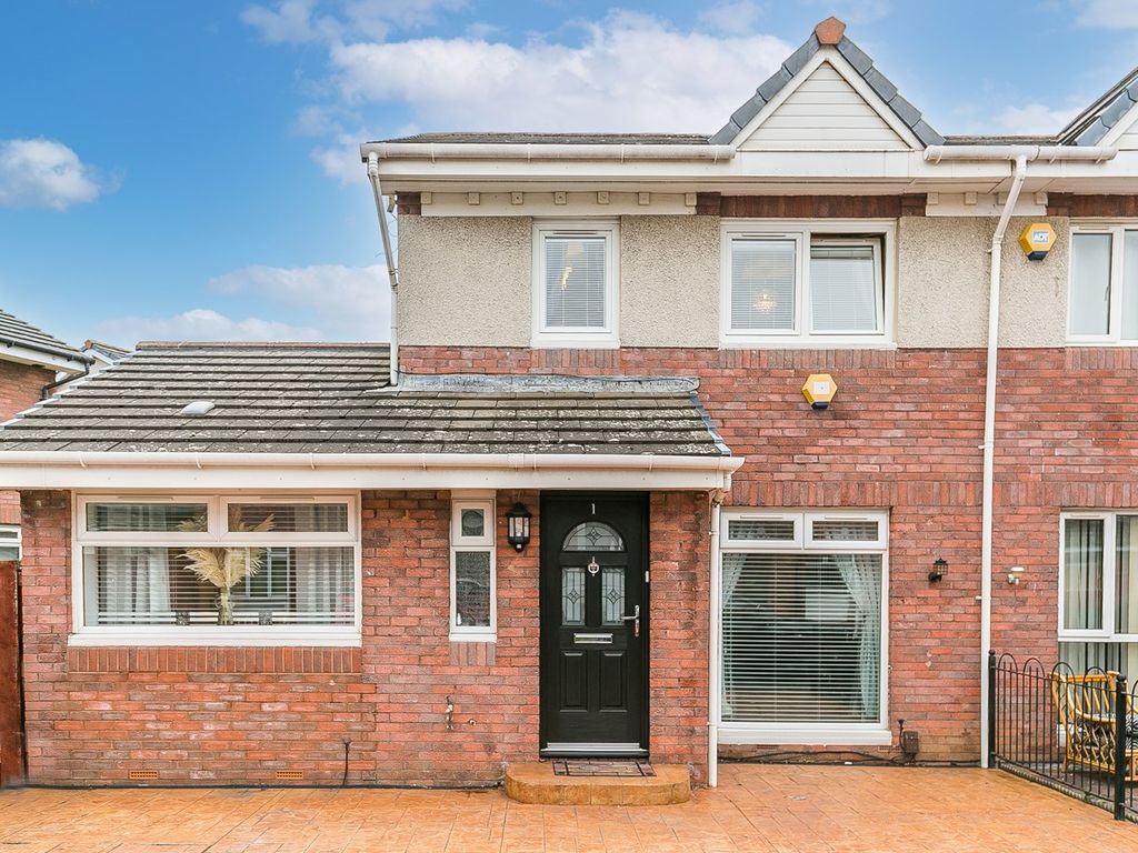 4 bed semidetached house for sale in West Pilton Loan, West Pilton, Edinburgh EH4, £260,000