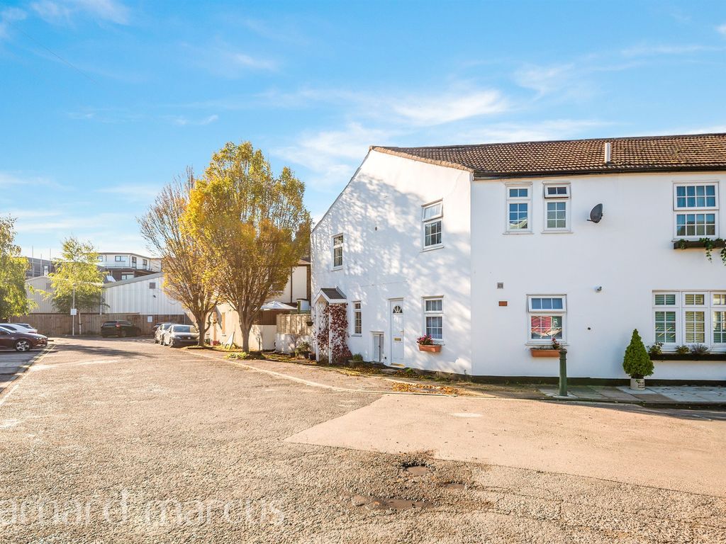 2 bed terraced house for sale in Trinity Road, Richmond TW9 Zoopla