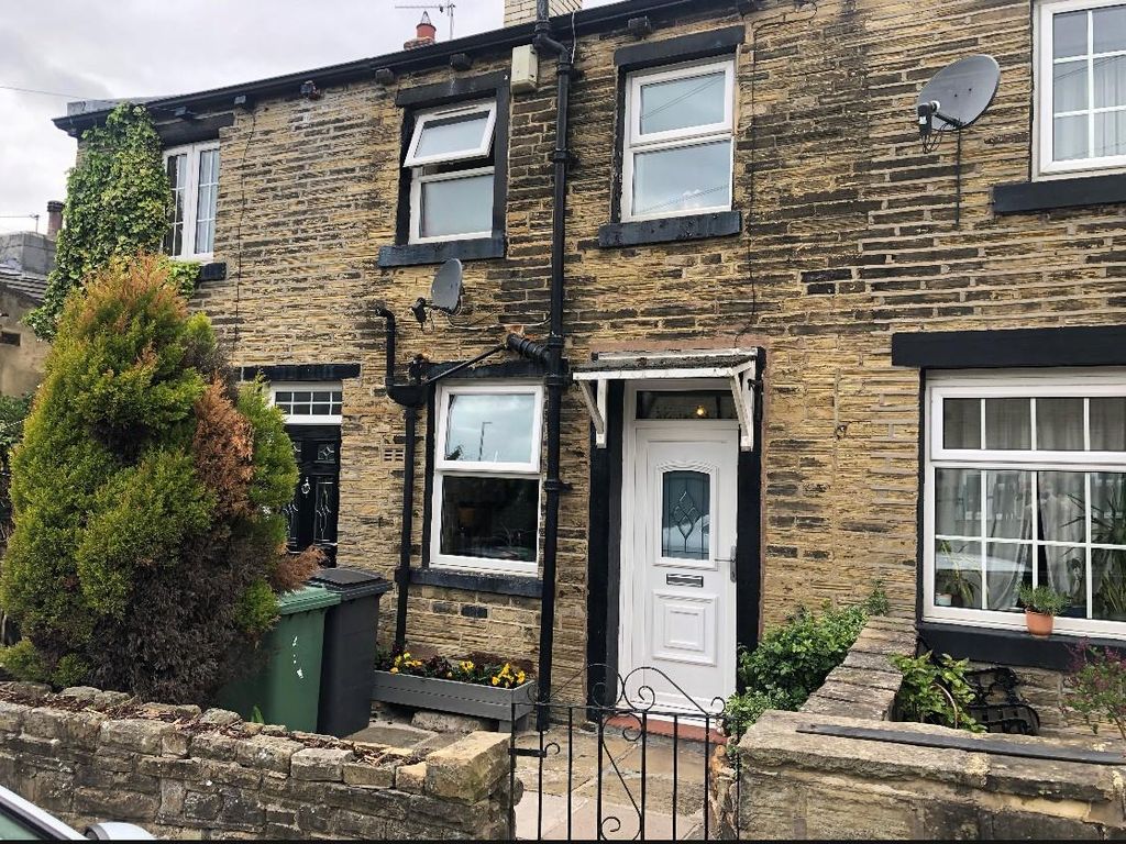 2 bed terraced house to rent in Perseverance Street, Pudsey LS28 Zoopla