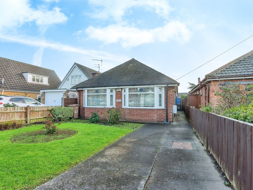 3 bed detached bungalow for sale in Beech Avenue, Upton, Wirral CH49, £