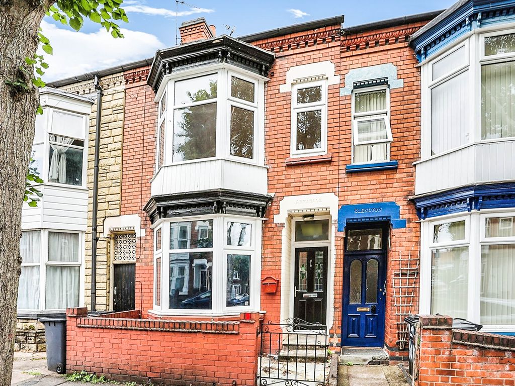 3 bed terraced house for sale in Harrow Road, Leicester LE3, £200,000