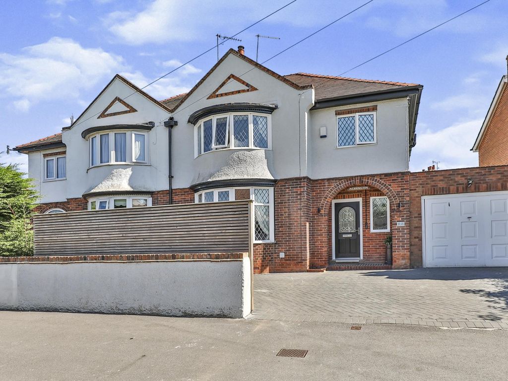 3 bed semidetached house for sale in Kingsgate, Bridlington YO15 Zoopla