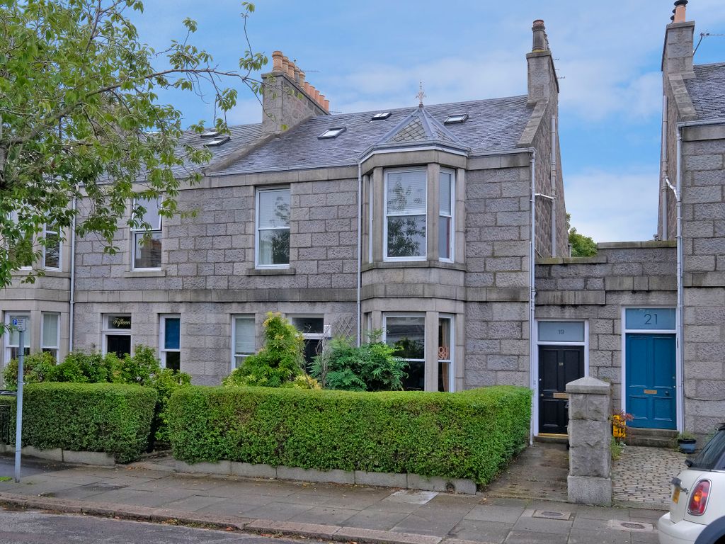 4 bed for sale in Beaconsfield Place, Aberdeen