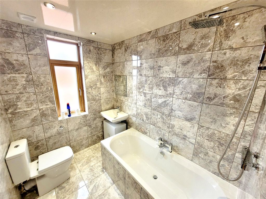 3 bed semidetached house for sale in Yarm Road, Darlington DL1 Zoopla