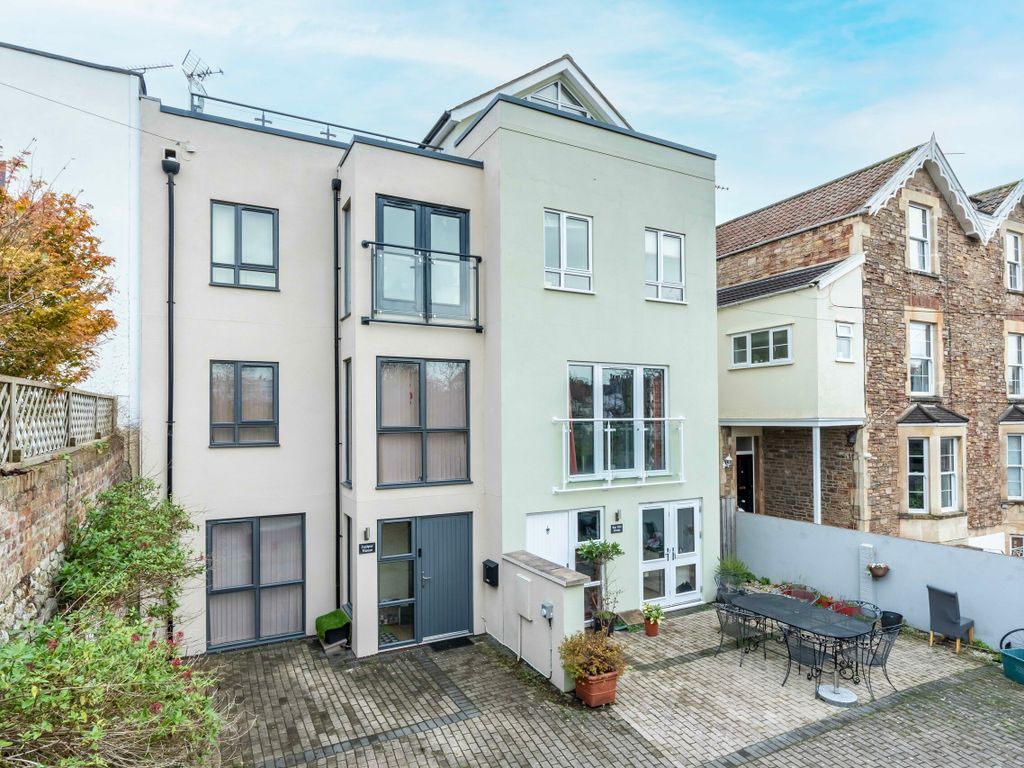 3 bed terraced house for sale in Mornington Road, Clifton, Bristol BS8