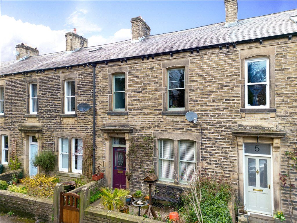4 bed terraced house for sale in Brooklands Terrace, Skipton, North