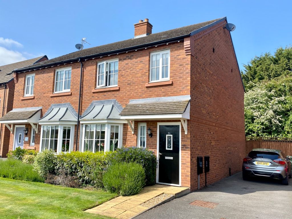 3 bed semidetached house to rent in Hastings Road, Nantwich, Cheshire