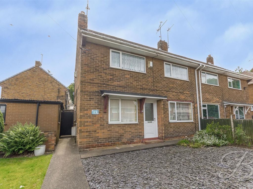 3 bed semidetached house for sale in Robin Hood Avenue, Warsop