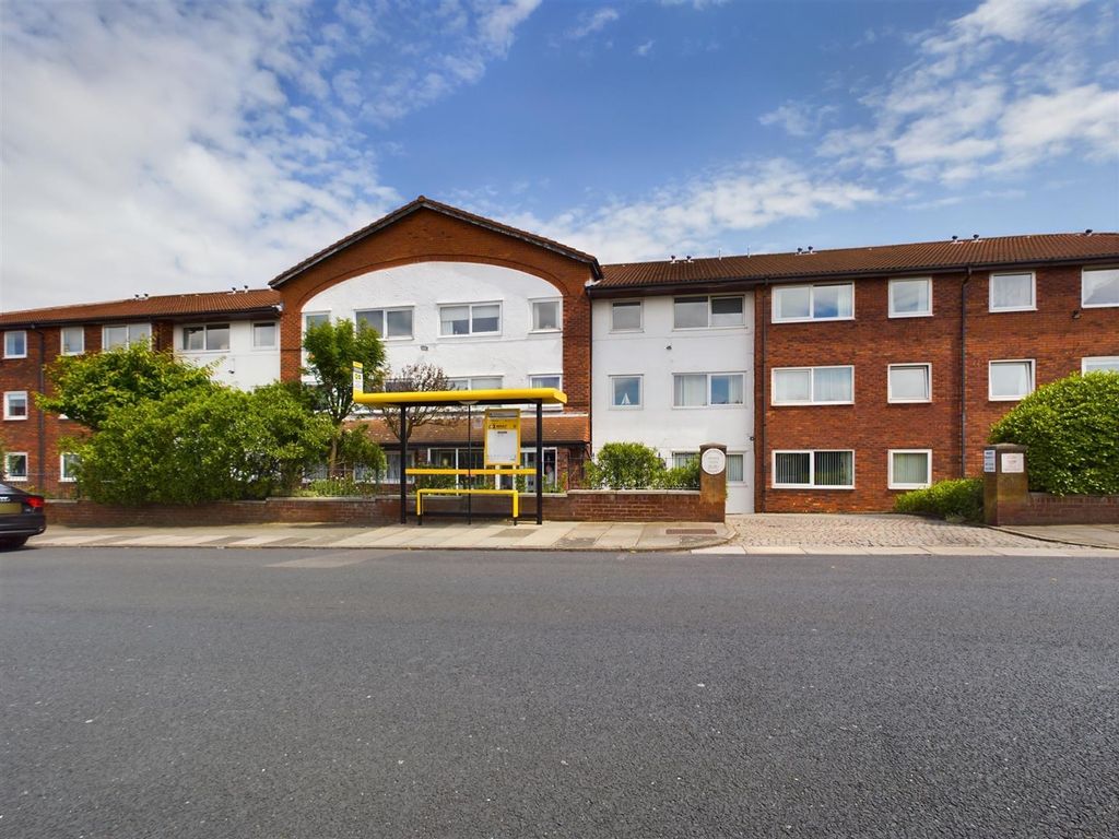 1 bed flat to rent in Claremount Court, Claremount Road, Wallasey CH45