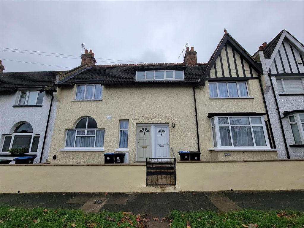 1 bed flat to rent in Lytton Avenue, Palmers Green N13, £1,500 pcm Zoopla