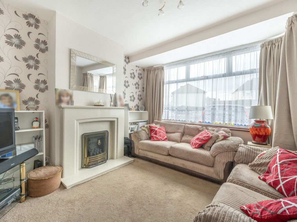 3 bed end terrace house for sale in St. Margarets Avenue, Cheam, Sutton