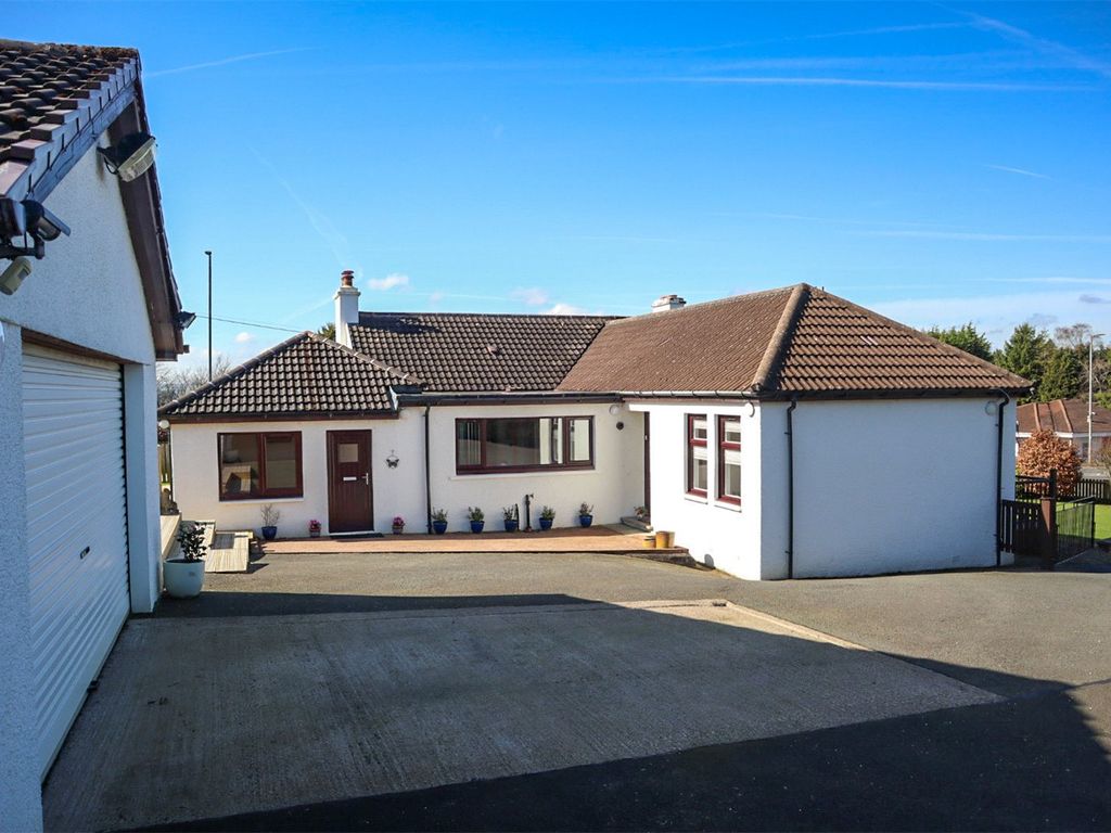 4 bed bungalow for sale in Lanark Road, Braidwood, Carluke, South