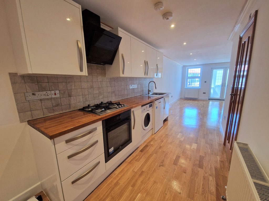 Studio to rent in Newington Road, Ramsgate CT12 Zoopla