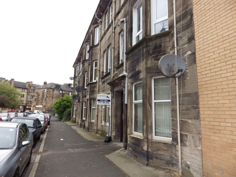 1 bed flat to rent in Espedair Street, Paisley, Renfrewshire PA2, £475