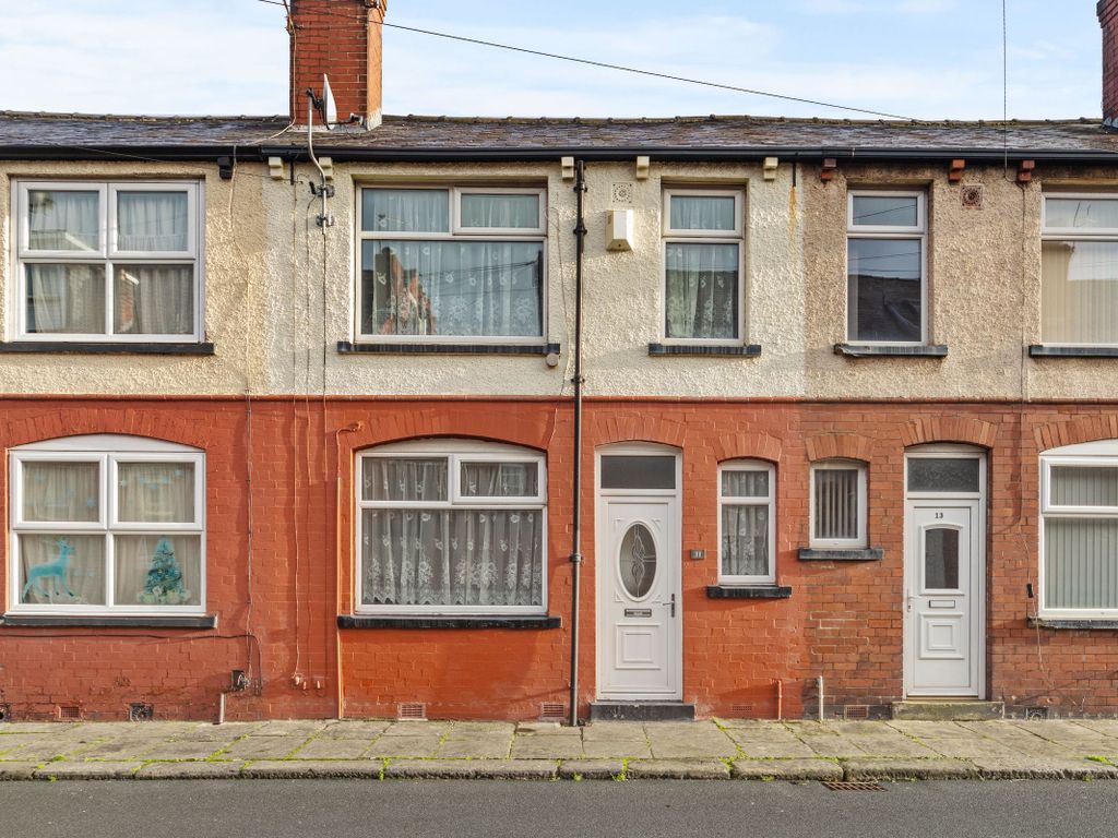 2 bed terraced house to rent in Barkly Avenue, Beeston, Leeds LS11, £