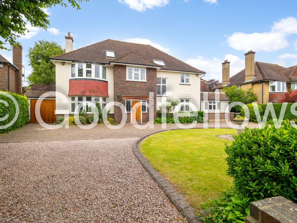 7 bed detached house to rent in Cheyham Way, South Cheam SM2 Zoopla