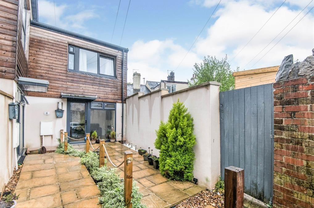 2 bed property to rent in Newton Abbot TQ12 Zoopla