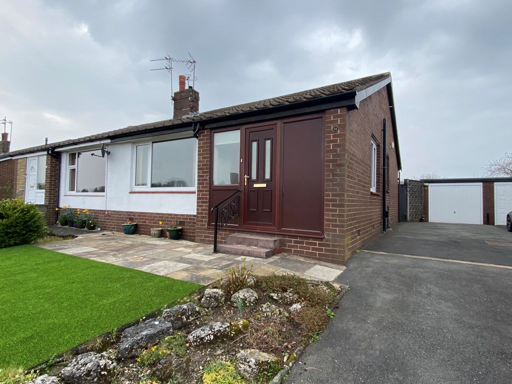 2 bed semidetached bungalow for sale in Beech Mount, Ramsgreave