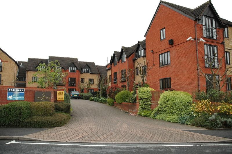 2 bed flat for sale in Kingfisher Court (Droitwich), Droitwich Spa WR9