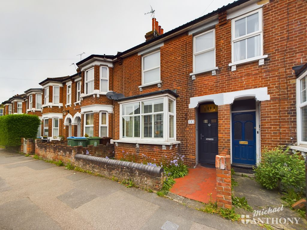 3 bed terraced house for sale in Tring Road, Aylesbury HP20 Zoopla