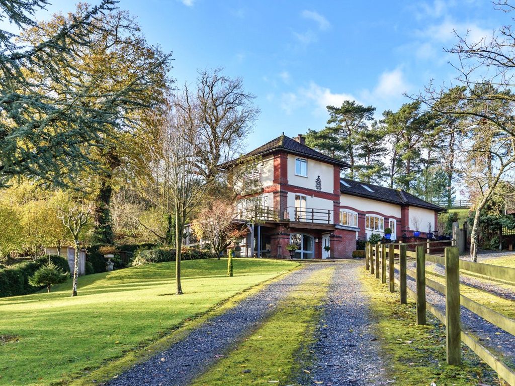 4 bed detached house for sale in Lakeside Avenue, Llandrindod Wells, Powys LD1, £550,000 Zoopla