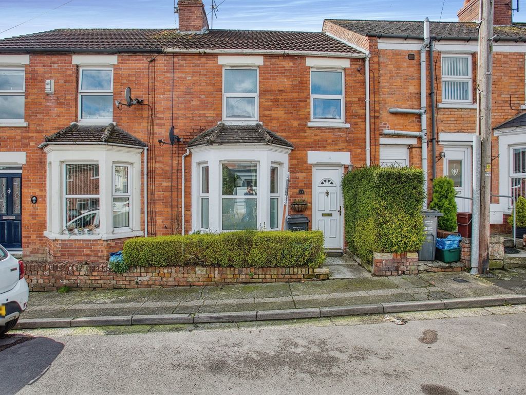 2 bed terraced house for sale in Victoria Road, Yeovil BA21 Zoopla