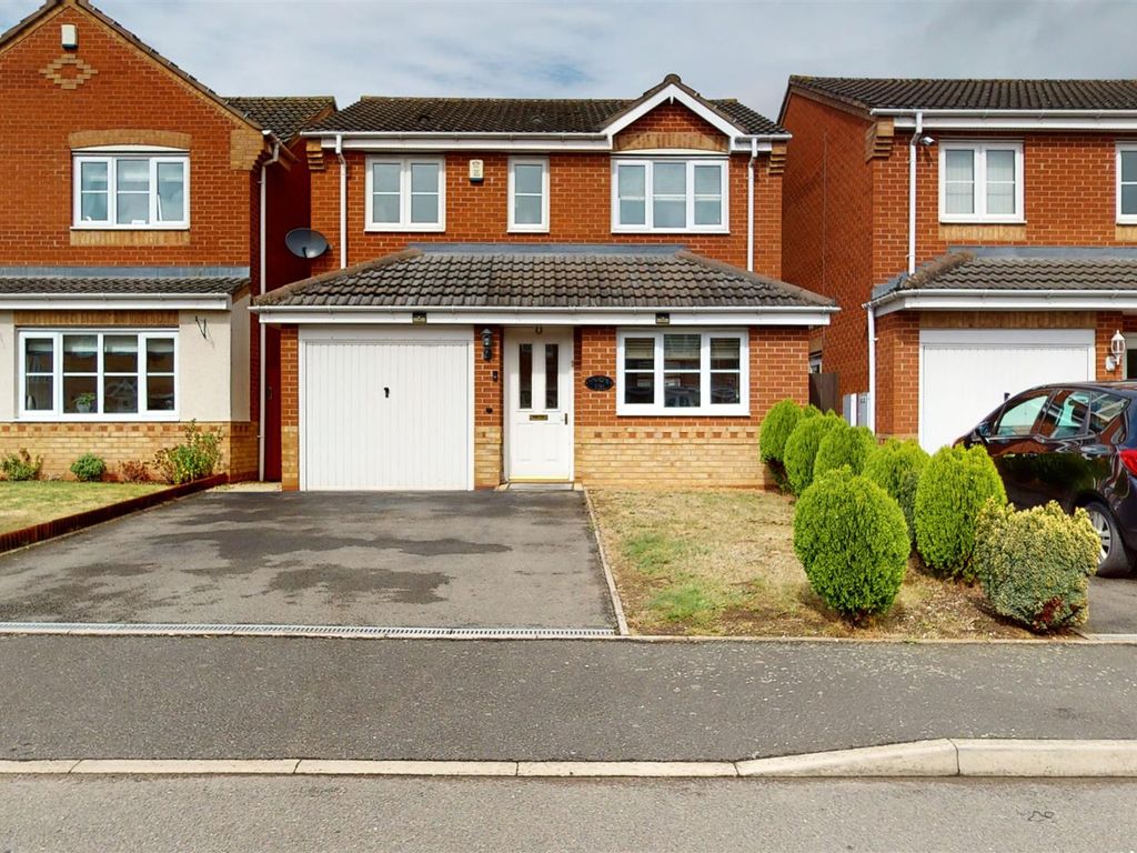3 bed detached house for sale in Sannders Crescent, Tipton DY4 Zoopla