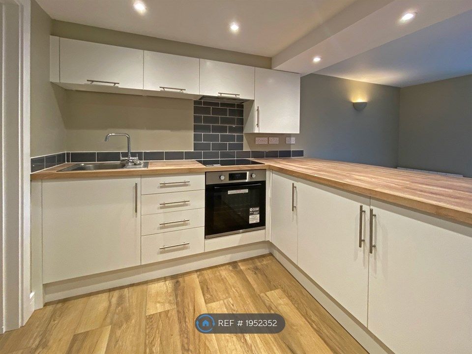 1 bed flat to rent in Anchor House, Barnstaple EX31, £625 pcm Zoopla