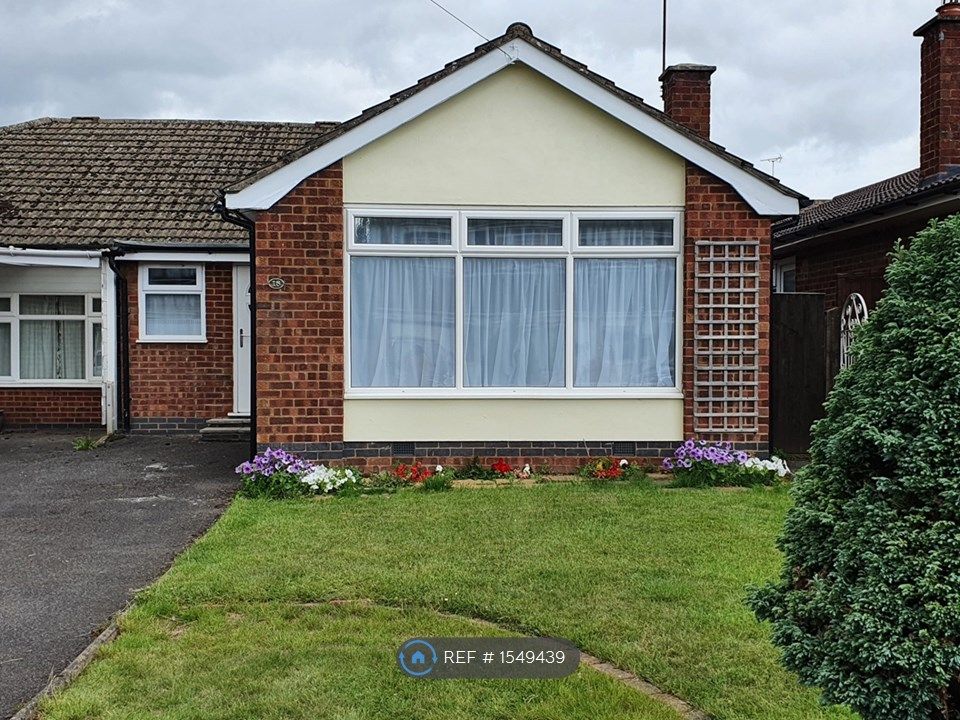 3 bed bungalow to rent in Woodcote Avenue, Kenilworth CV8 Zoopla