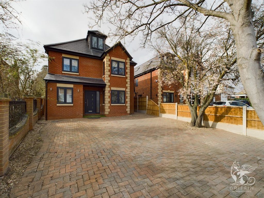 6 bed property to rent in Wingletye Lane, Hornchurch RM11 Zoopla