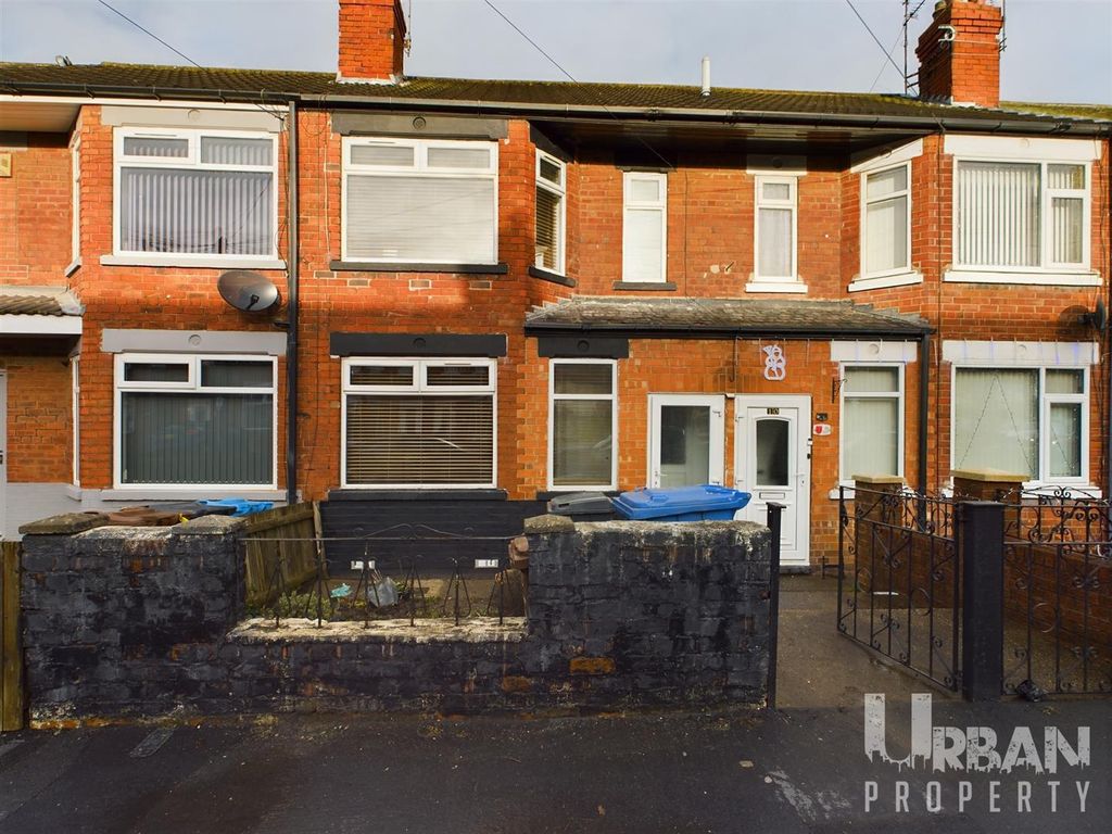 3 bed property for sale in Farndale Avenue, Hull HU9, £130,000 Zoopla