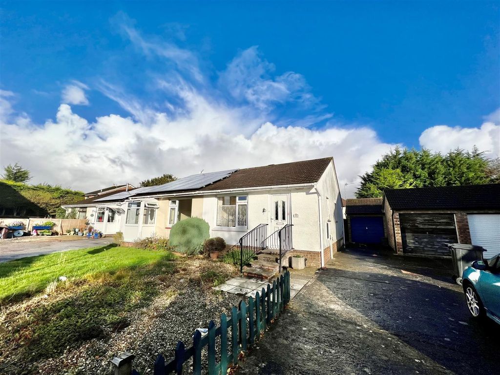 2 bed semidetached bungalow for sale in Canterbury Close, WestonSuperMare BS22 Zoopla