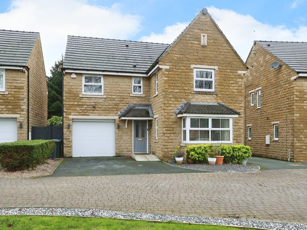 4 bed detached house for sale in School Street, Cottingley, Bingley