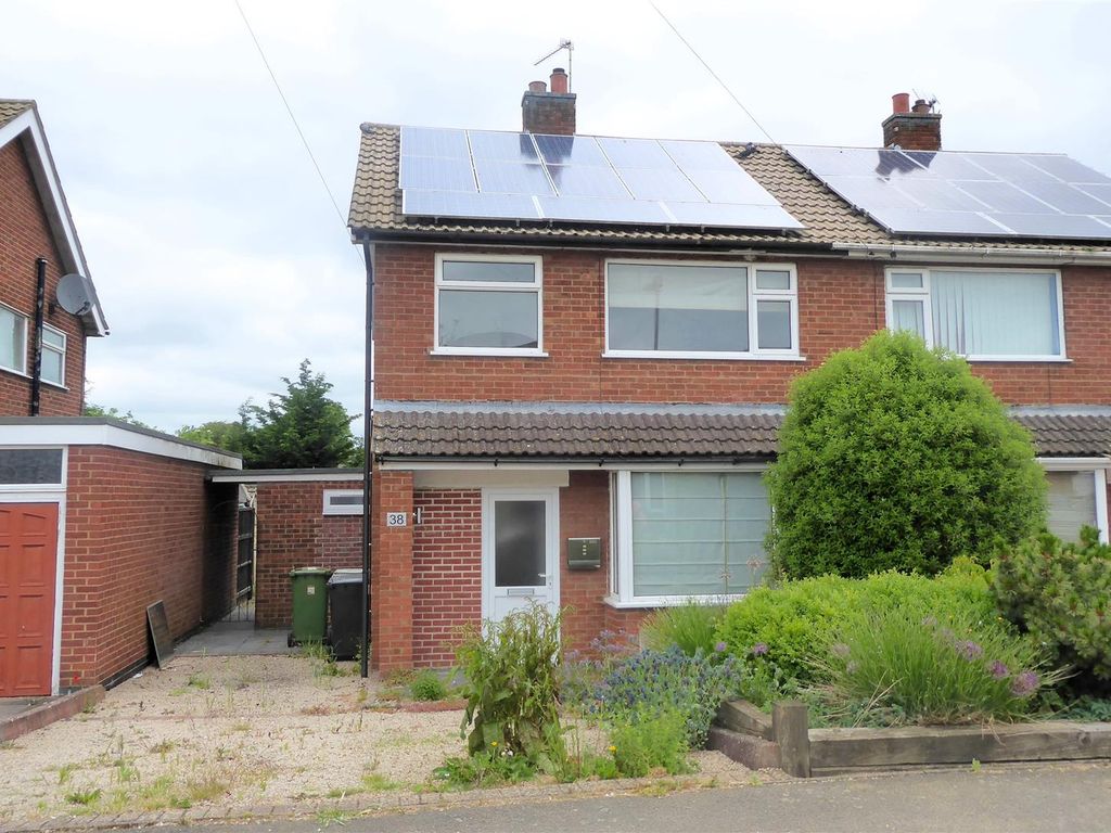 2 bed semidetached house to rent in Lonsdale Way, Oakham LE15 Zoopla