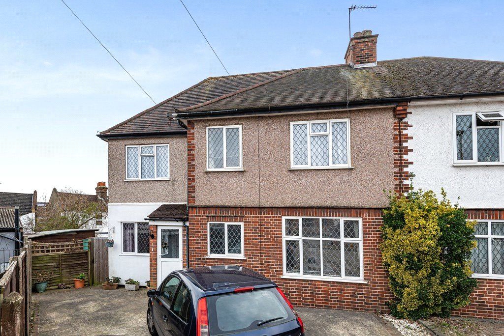 4 bed semidetached house for sale in Belmont Road, Chislehurst, Kent