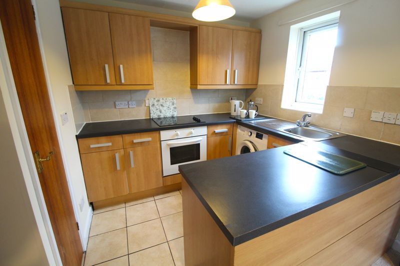 1 bed flat for sale in Palmers Leaze, Bradley Stoke, Bristol BS32, £