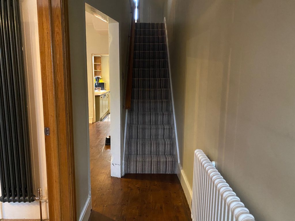 3 bed semidetached house to rent in Bedfont Lane, Feltham TW14 Zoopla