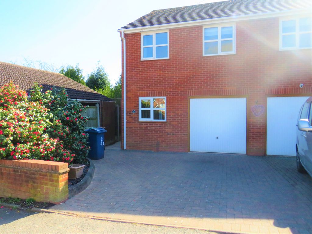 3 bed property to rent in St. Aidans Road, Cannock WS11 Zoopla