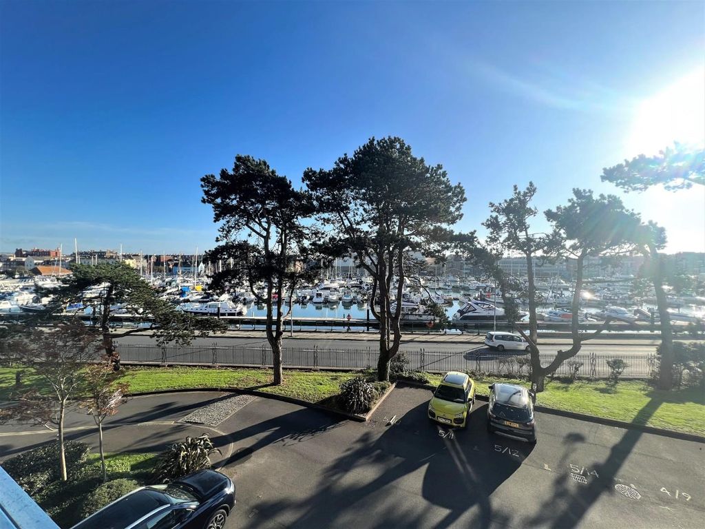 2 bed flat for sale in Close, Weymouth DT4 Zoopla