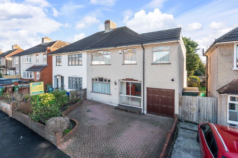 4 bed semidetached house for sale in First Avenue, Bexleyheath DA7