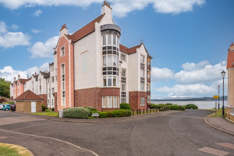 2 bed flat for sale in Harbour Place, Dalgety Bay, Dunfermline KY11