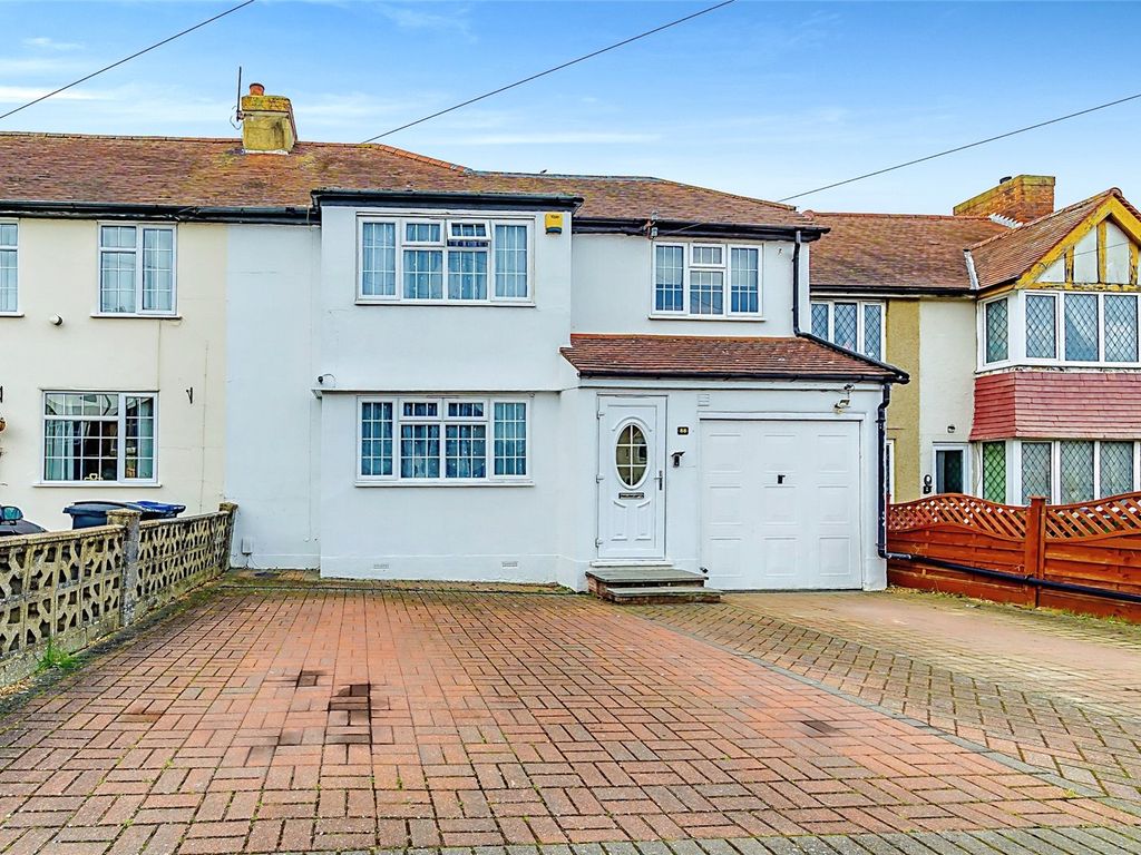 4 bed end terrace house for sale in Ashby Avenue, Chessington KT9 Zoopla