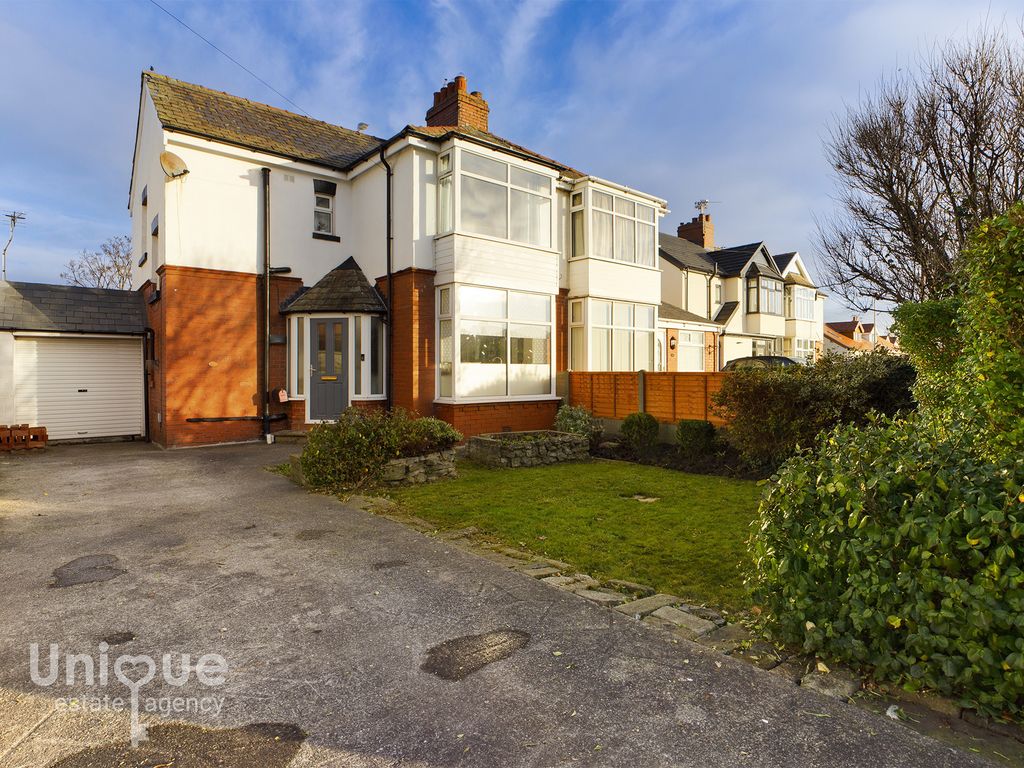 3 bed semidetached house for sale in Anchorsholme Lane East, Thornton