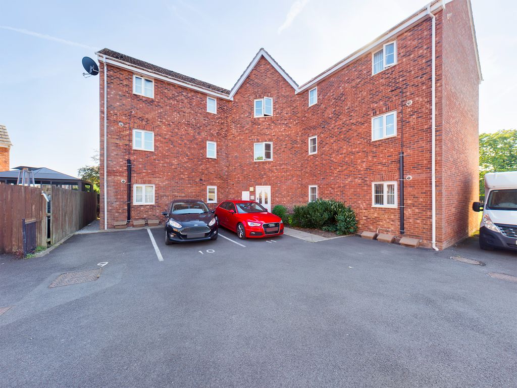 2 bed flat for sale in Barley Mere Close, NewtonLeWillows WA12 Zoopla