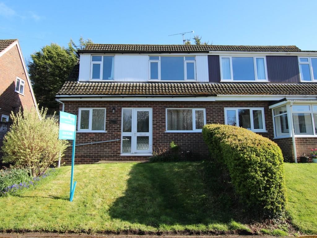 3 bed semidetached house for sale in Chichester Road, Tilehurst