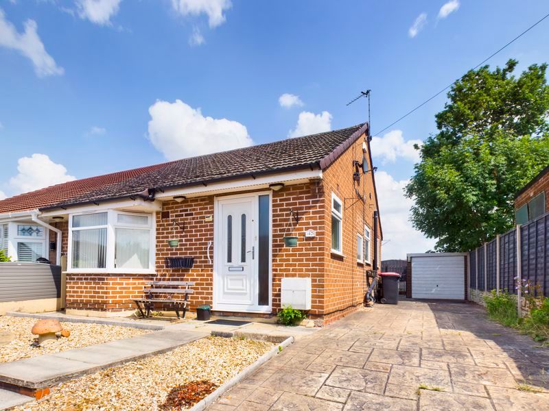 2 bed semidetached bungalow for sale in Sandy Lane, Irlam, Manchester