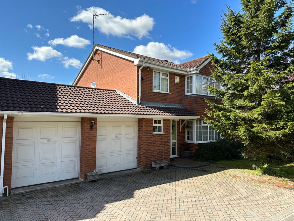 4 bed detached house for sale in Falmouth Close, Horeston Grange