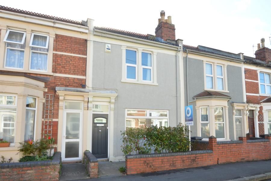 3 bed property to rent in Quantock Road, Bedminster, Bristol BS3, £